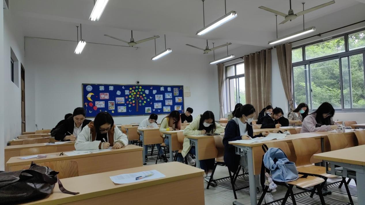 我校学生在全国大学生英语竞赛中获佳绩