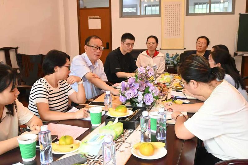 校党委书记高建华莅临语言文化学...