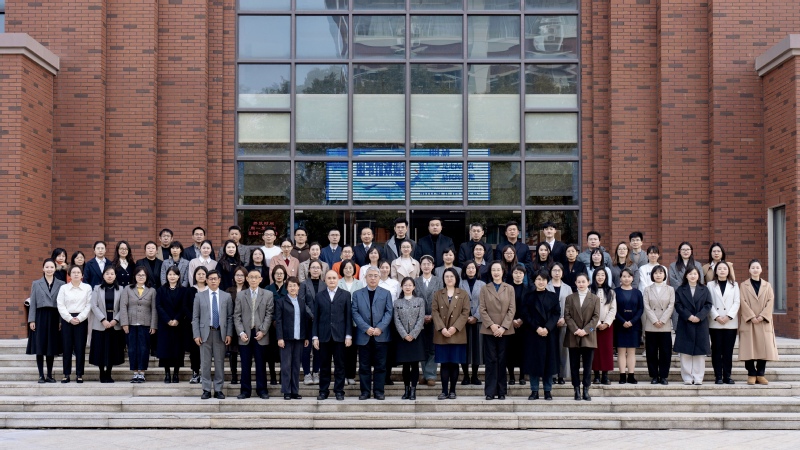学院教师合照及实训场所照片